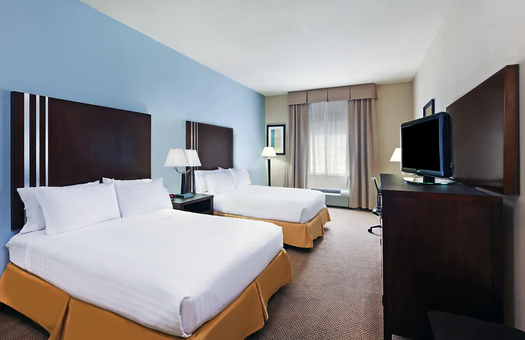 Holiday Inn Express Hotel & Suites Beaumont Northwest By Ihg-1