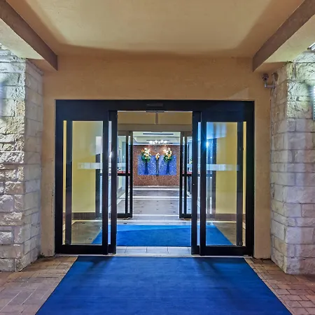 Holiday Inn Express Hotel & Suites Beaumont Northwest By Ihg-3